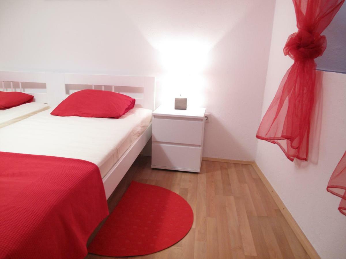Illy City Centre Apartment Шибеник Экстерьер фото