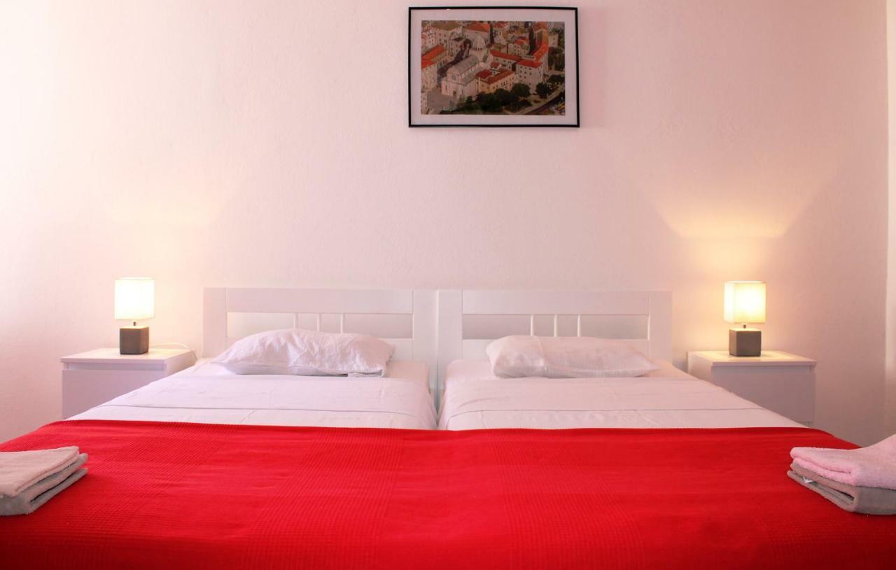 Illy City Centre Apartment Шибеник Экстерьер фото
